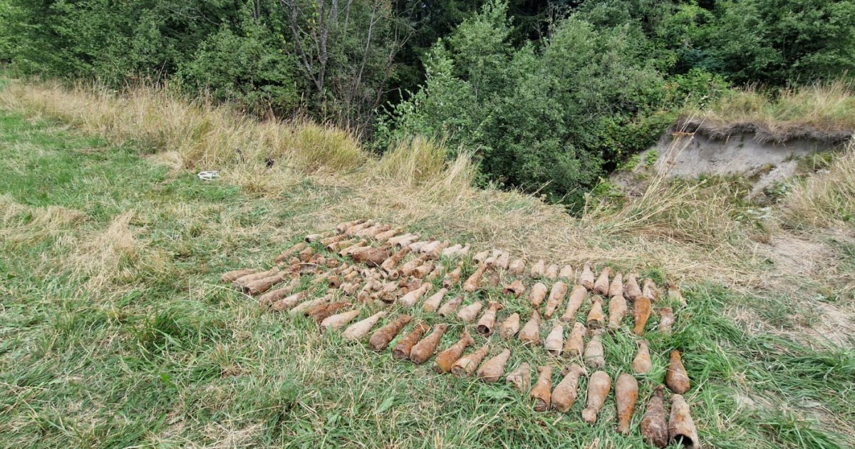 82 aknavető gránátot találtak Újtusnád határában